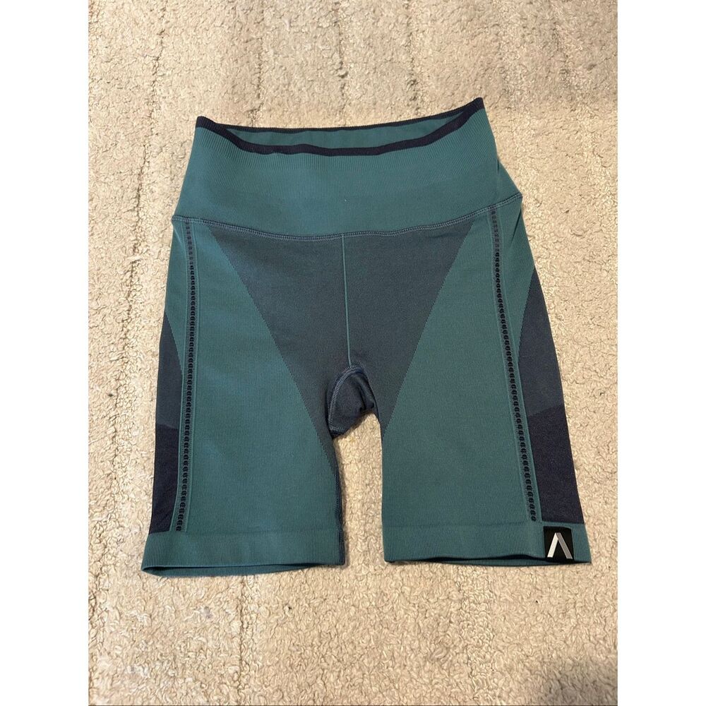 Athleta biker shorts